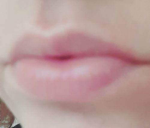 Customer photo review of LIP BOOSTING SERUM