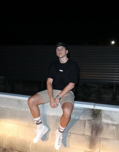 Customer photo review of DROP-SHOULDER TEE