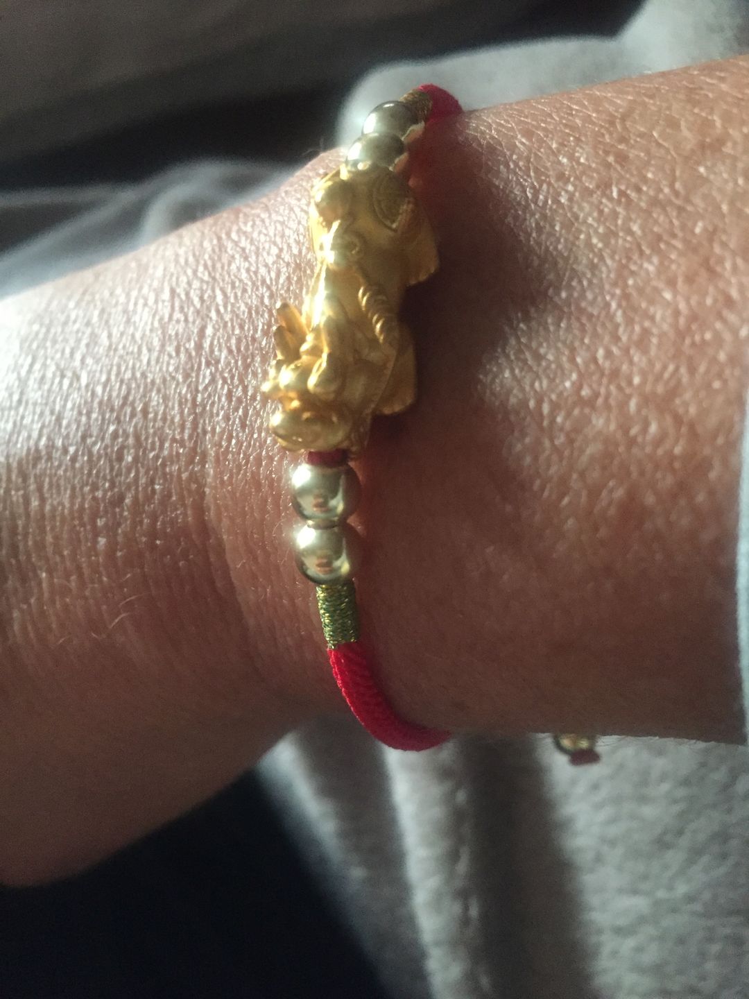 Customer photo review of Pi Yao - Glücksarmband - Seilarmband