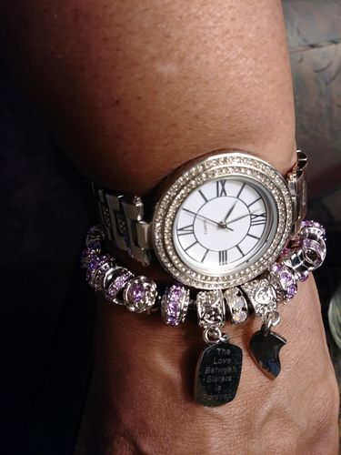 Customer photo review of Sisters Infinite Love Bracelets