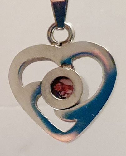 Customer photo review of Peakmart™ Herz in Herz Kette mit Wunschfoto