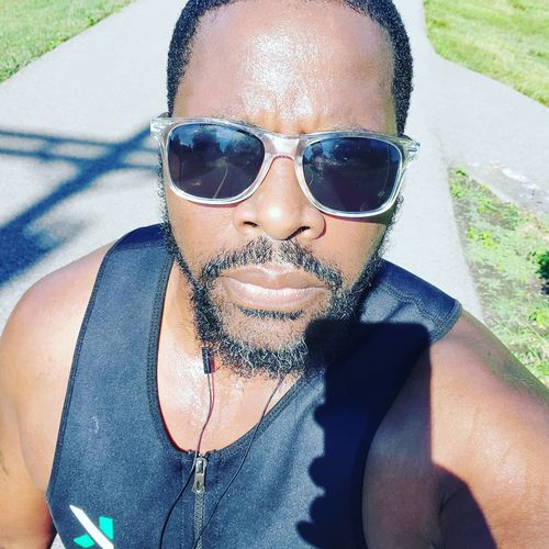 Customer photo review of Men's Zipper Neoprene Sauna Vest