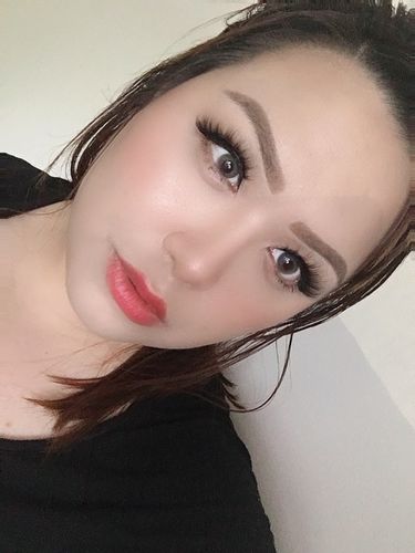 Customer photo review of OMG Kristin - gray