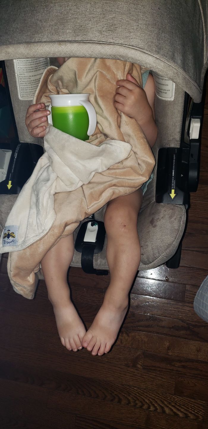 Customer photo review of MinkyBee  Stroller Blanket Camel/Ivory