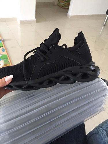 Customer photo review of SOLID Sneakers "Predator" Steel Toecap Reinforced Work Safety Shoes -Black-