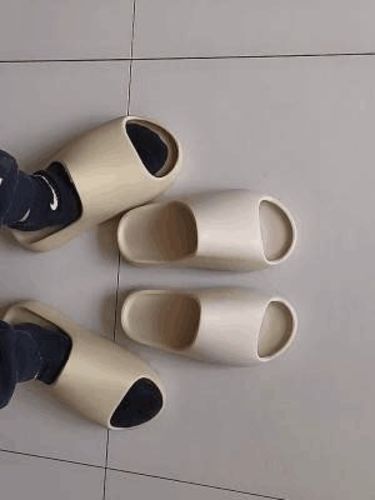 Customer photo review of Lightweight Summer Slides