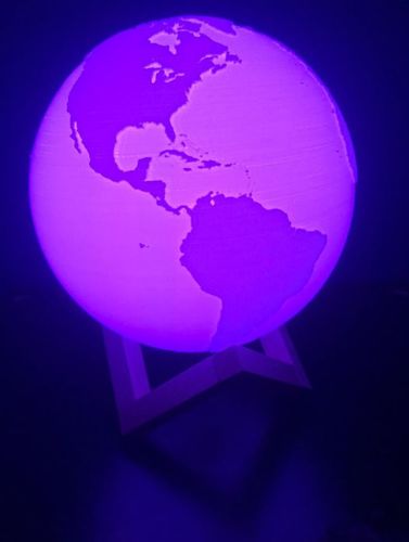 Customer photo review of Lampa Glob Pamantesc 3D