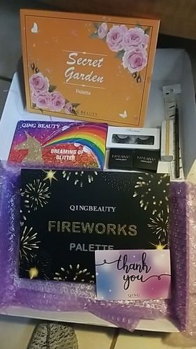 Customer photo review of King-Size Gift Box