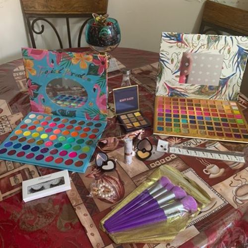 Customer photo review of Summer Gift Box
