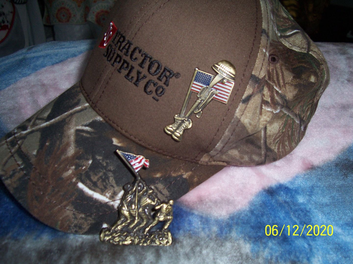 Customer photo review of US Air Force Veteran Pin
