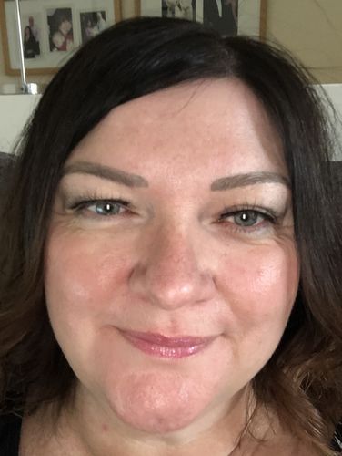 Customer photo review of Sapphire Flick & Stick Adhesive Eyeliner Set