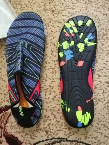 Customer photo review of Best Beach Shoes for Summer