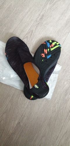Customer photo review of Best Beach Shoes for Summer