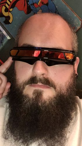 Customer photo review of Caliburst Sunglasses