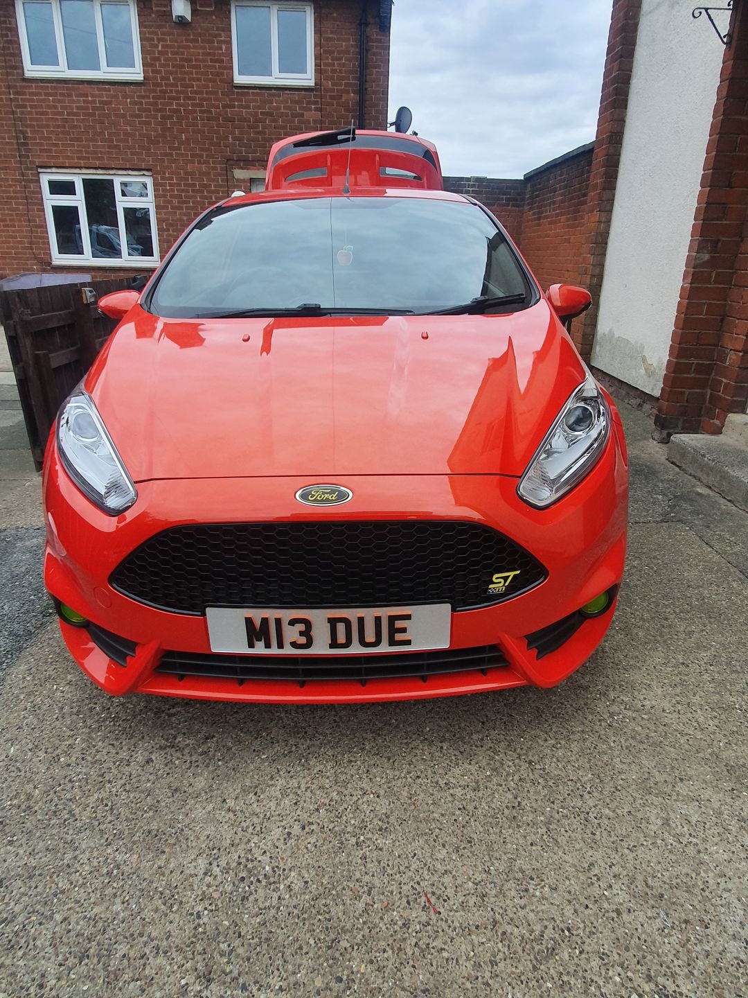 Customer photo review of Ford 'Mist' Washer Jets (Non-Heated)