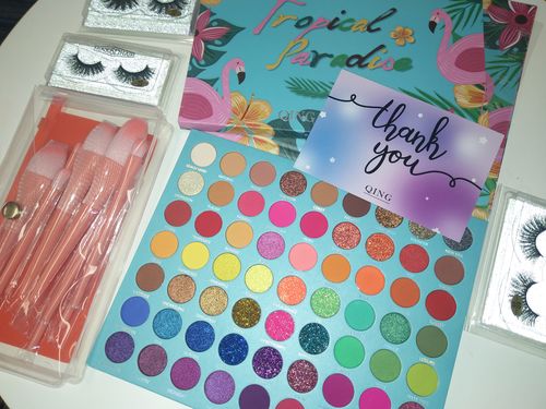 Customer photo review of Tropical Paradise Palette