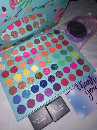 Customer photo review of Tropical Paradise Palette