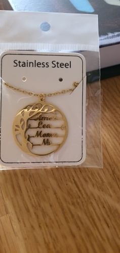Customer photo review of Mon meilleur cadeau  : Collier Arbre de Vie Unisex Personnalisé