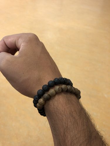 Customer photo review of Vulkanstein Armband
