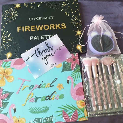 Customer photo review of Tropical Paradise Palette