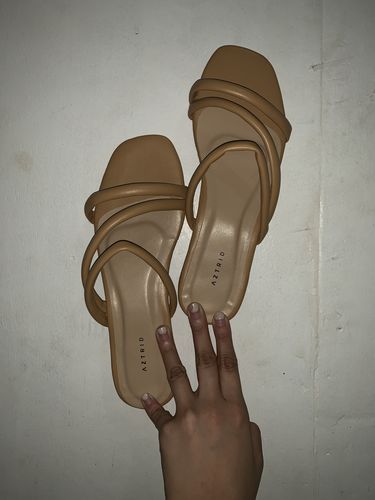 Customer photo review of Neri Camel