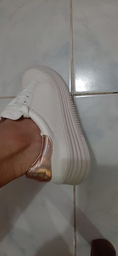 Customer photo review of Edward Lace-up Sneakers