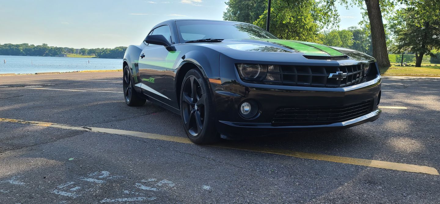 Customer photo review of Chevrolet Camaro 2010-2013 grille & trunk bow-tie pre-cut decal set