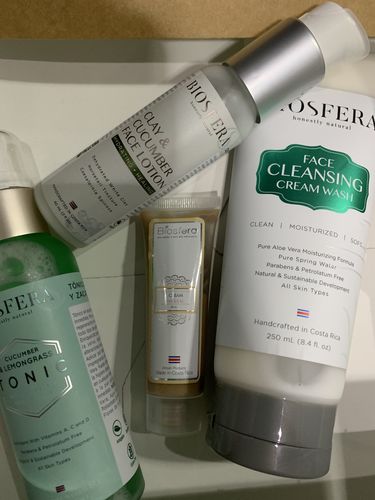 Customer photo review of Clay & Cucumber Face Lotion