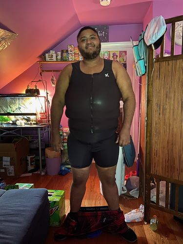 Customer photo review of Men's Zipper Heat Trapping Sweat Vest