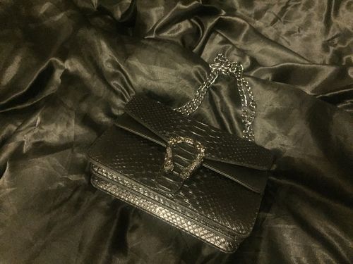 Customer photo review of Femni Vegan Alligator Crossbody Bag (Onyx)