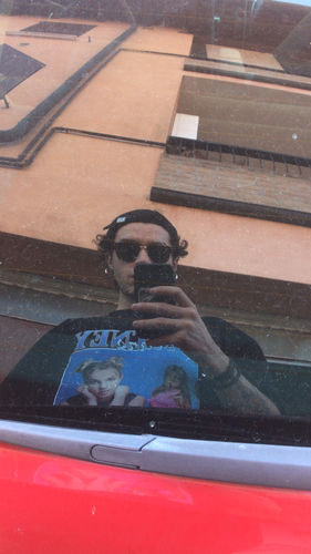 Customer photo review of T shirt 90's ICON Britney Spears