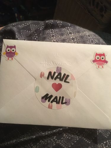 Customer photo review of Nail Mail Round Stickers