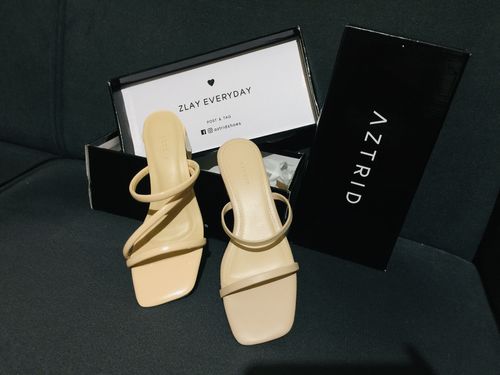 Customer photo review of Melia Bone
