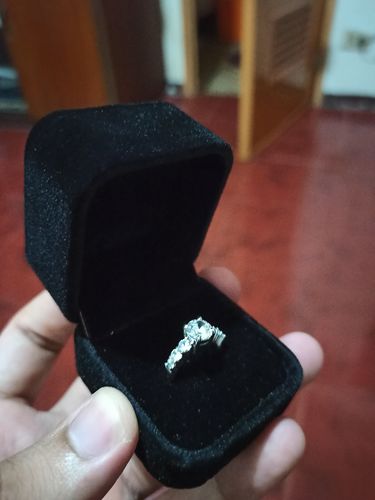 Customer photo review of 1.5ct Slovenia Engagement Ring