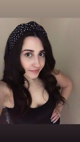 Customer photo review of BLACK FAWN SILK HEADBAND