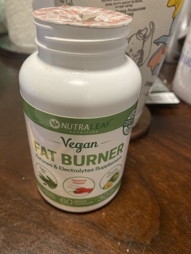 Customer photo review of NutraLeaf Fat Burner