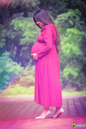 Customer photo review of Classic Wine Cowl Neck Off-shoulder Lycra Maternity Maxi Dress