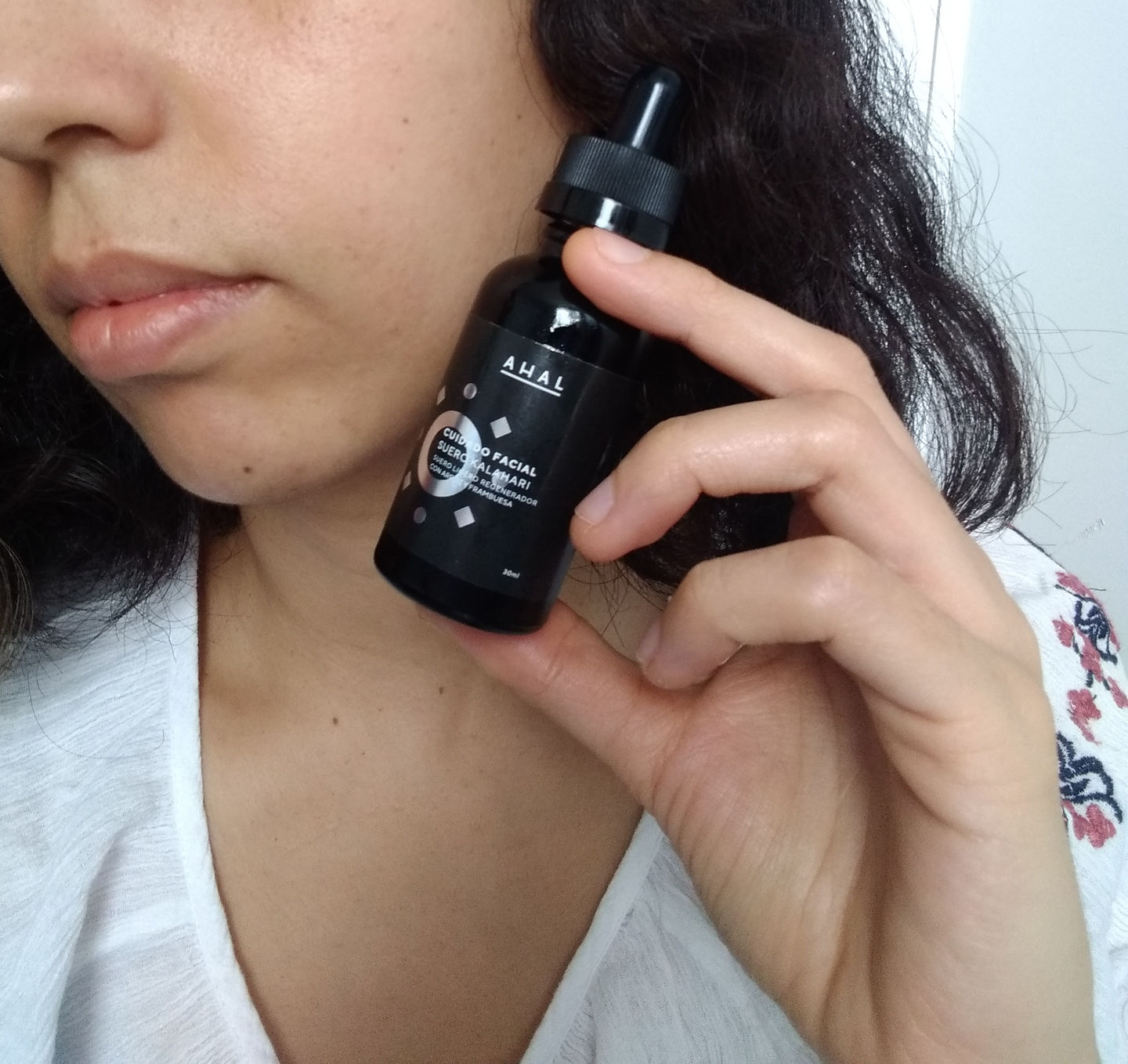 Customer photo review of Suero Humectante Facial con Kalahari