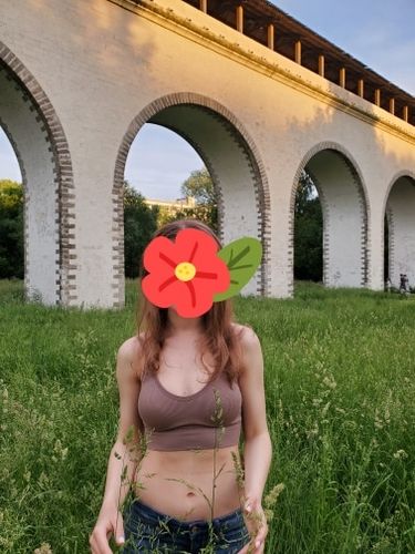 Customer photo review of Ultimate Versatile Seamless Bra/Bralette