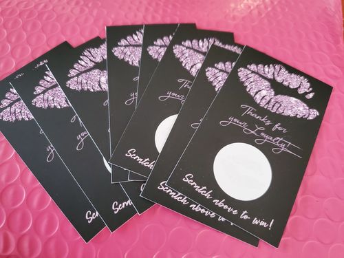 Customer photo review of Purple Glitter Lip Scratch Off Card