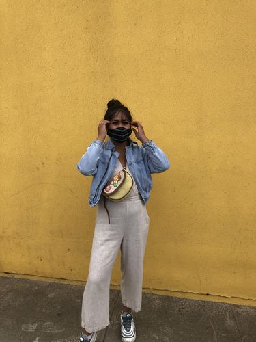 Customer photo review of Vinia Hardin Fanny Pack