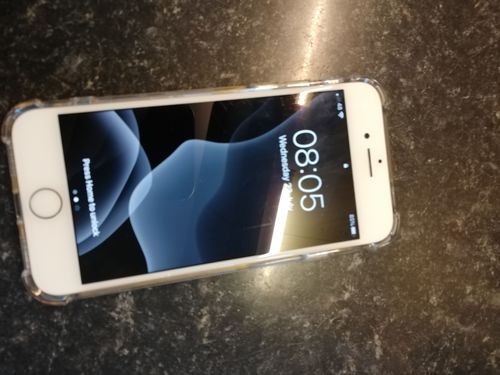 Customer photo review of Apple iPhone 7 32GB Silver Unlocked Refurbished Excellent