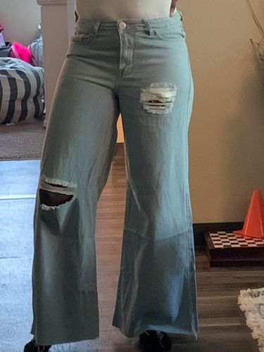 Customer photo review of Ripped Wide-Leg Jeans