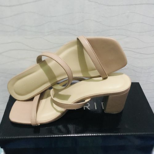 Customer photo review of Kylie Old Rose