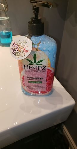 Customer photo review of Hempz Triple Moisturizer