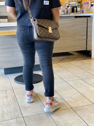 Customer photo review of adidas Yeezy Boost 350 V2 Tail Light