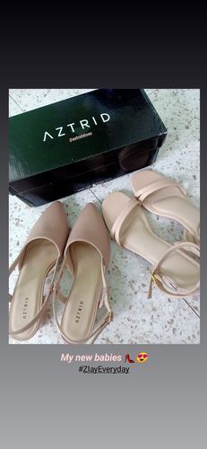 Customer photo review of Pia Old Rose
