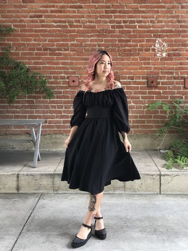 Customer photo review of Vacation Dress in Black - Vixen by Micheline Pitt