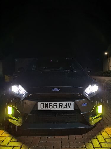 Customer photo review of Ford Focus RS MK3 Fog Light Armour