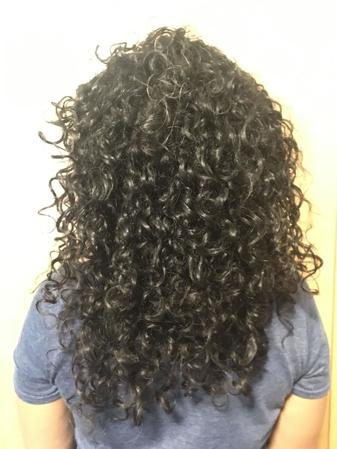 Customer photo review of Defining Flaxseed Gel for Curly Hair with Organic Argan Oil for Softening and Lemon Creme Fragrance